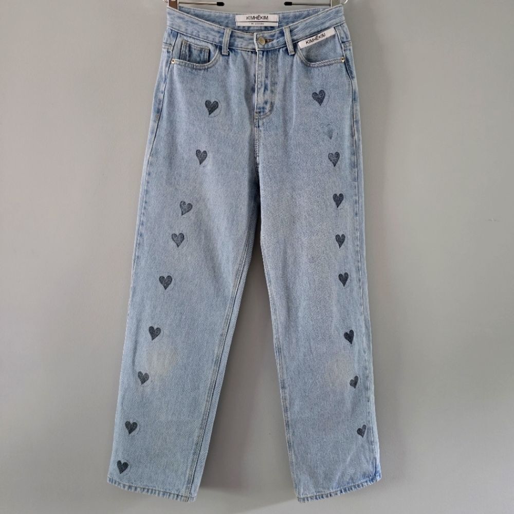 Kimhekim My Uniform Wide Leg Heart Stamped Jeans Size L